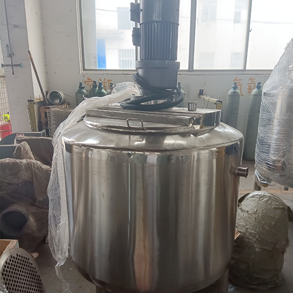 不銹鋼反應釜 (10).png
